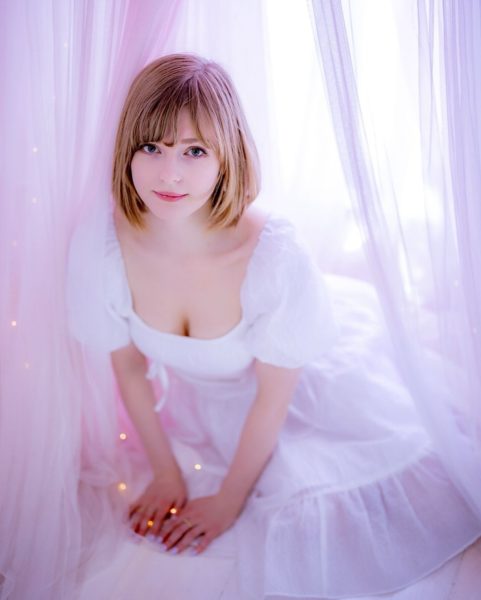 Ella Freya